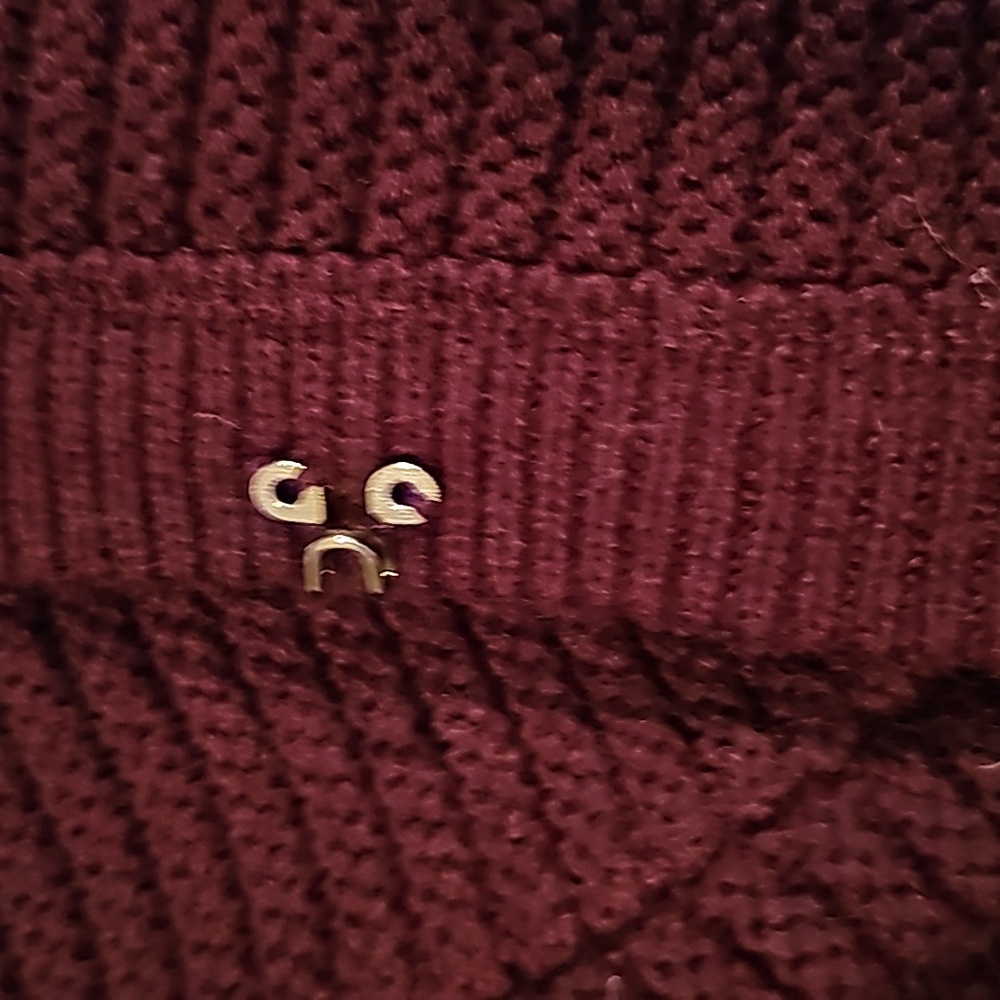 Sweater - Picture 4 of 7